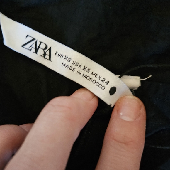 Zara Long Sleeve Limited Edition Long Black Crinkle Maxi Dress Size XS - Picture 11 of 12